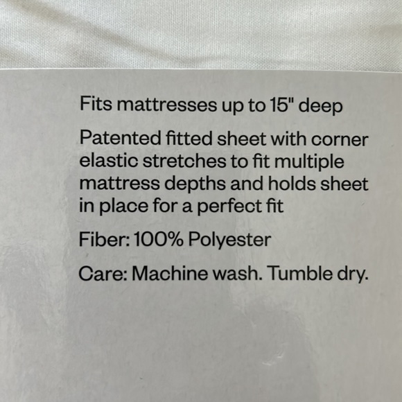 Twin XL - Room Essentials - Microfiber - White sheet set. $20 New - Picture 8 of 11